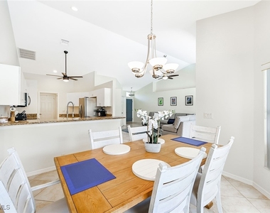 589 Lambton Lane - Photo Thumbnail 8