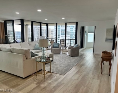 4251 Gulf Shore Boulevard N - Photo Thumbnail 18