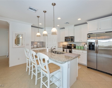 23550 Alamanda Drive - Photo Thumbnail 8