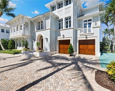 1270 Gulf Shore Boulevard S - Photo Thumbnail 5