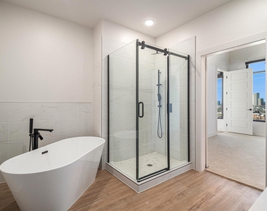 1801 Smith Street - Photo Thumbnail 10