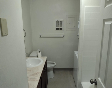 871 First St - Photo Thumbnail 7