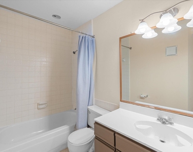 2830 S Bartell Drive - Photo Thumbnail 6