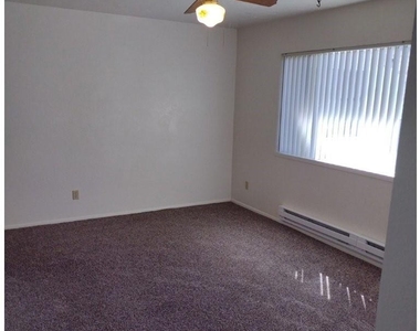 1550 Teton View Ln - Photo Thumbnail 5