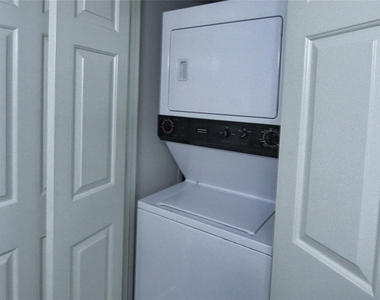 2255 Braeswood Park Drive - Photo Thumbnail 10