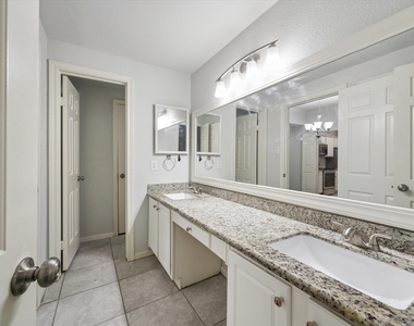 2255 Braeswood Park Drive - Photo Thumbnail 14