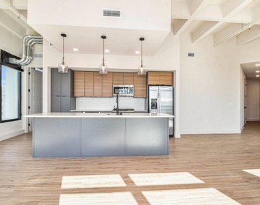 1801 Smith Street - Photo Thumbnail 1