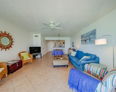 16550 Gulf Boulevard - Photo Thumbnail 6
