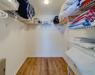 16550 Gulf Boulevard - Photo Thumbnail 23