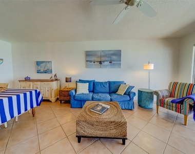 16550 Gulf Boulevard - Photo Thumbnail 5
