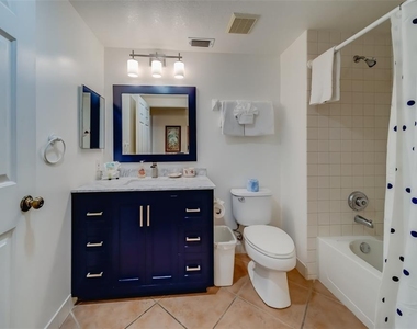 16550 Gulf Boulevard - Photo Thumbnail 34