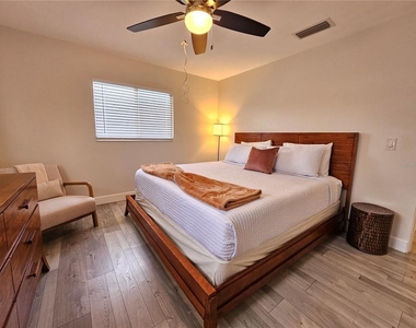 6442 Colonial Drive - Photo Thumbnail 13