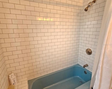 6442 Colonial Drive - Photo Thumbnail 16