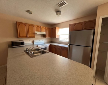 27082 Adams Street - Photo Thumbnail 2