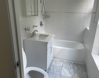 234 East 89th Street - Photo Thumbnail 3