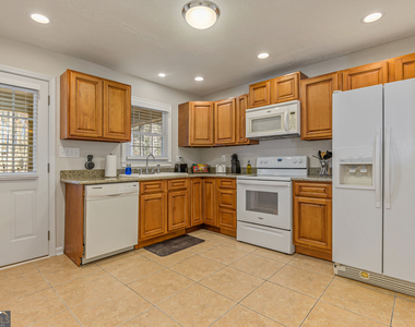 27 W Ridge Drive Se - Photo Thumbnail 9