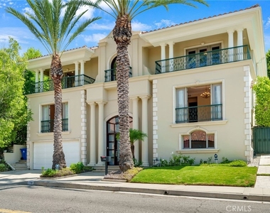 2784 Deep Canyon Drive - Photo Thumbnail 3