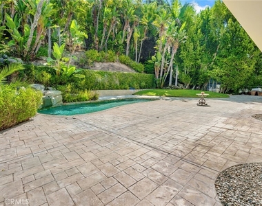 2784 Deep Canyon Drive - Photo Thumbnail 35