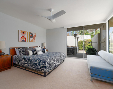 322 Desert Lakes Drive - Photo Thumbnail 20