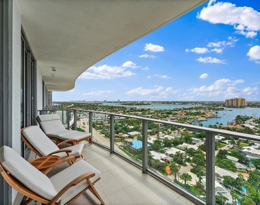 3100 N Ocean Drive - Photo Thumbnail 12