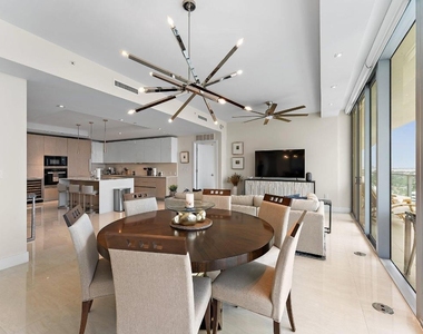 3100 N Ocean Drive - Photo Thumbnail 9