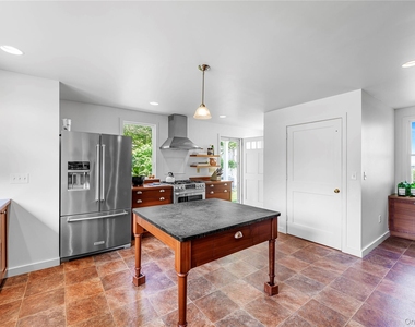 5 Thorn Hedge Road - Photo Thumbnail 16