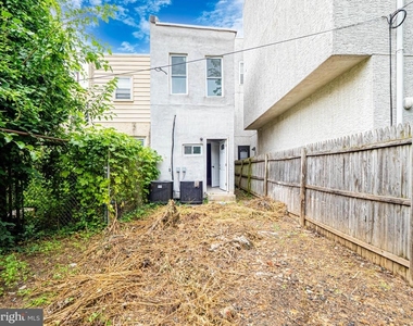 2327 N Carlisle Street - Photo Thumbnail 12