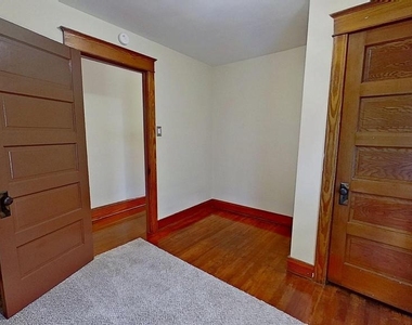 607 3rd Street - Photo Thumbnail 7