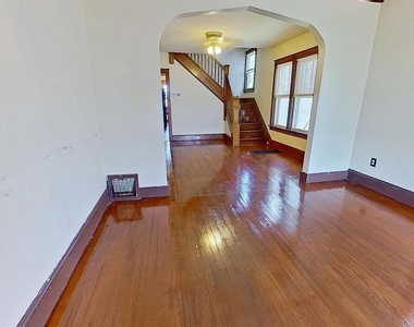 607 3rd Street - Photo Thumbnail 1