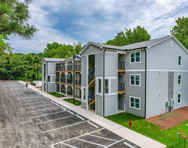 303 Linwood - Photo Thumbnail 15