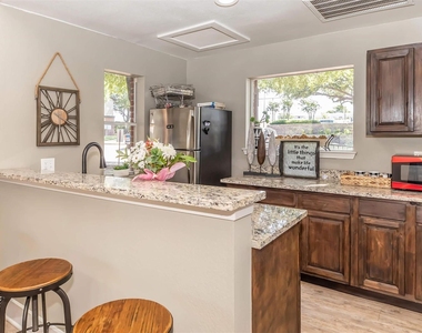8301 Boat Club Road - Photo Thumbnail 24