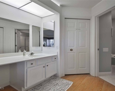 28068 Cavendish Court - Photo Thumbnail 9