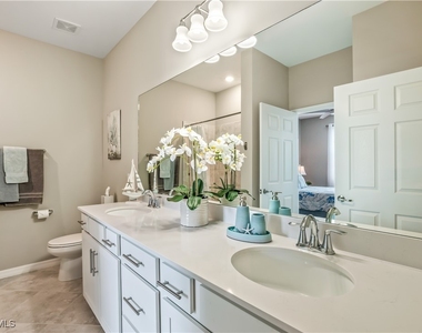 43060 Greenway Boulevard - Photo Thumbnail 13