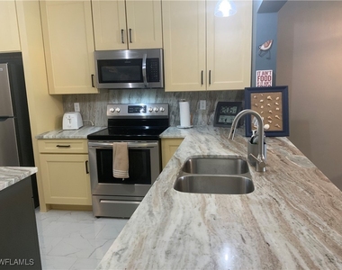 12170 Kelly Sands Way - Photo Thumbnail 19