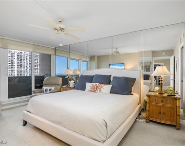 4005 Gulf Shore Boulevard N - Photo Thumbnail 8