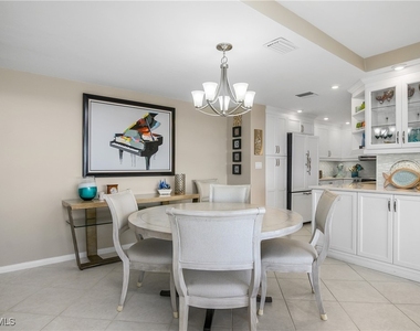 4005 Gulf Shore Boulevard N - Photo Thumbnail 13