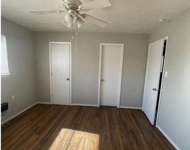 1014 E 23rd Street - Photo Thumbnail 4