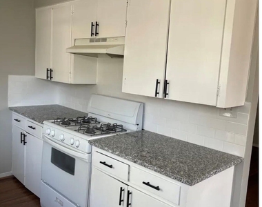 1014 E 23rd Street - Photo Thumbnail 3