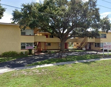 1050 62nd Ave South - Photo Thumbnail 1