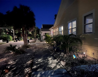 1137 Highland Street S - Photo Thumbnail 1