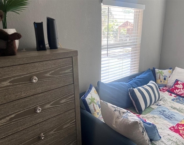 1137 Highland Street S - Photo Thumbnail 24