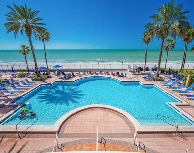 16550 Gulf Boulevard - Photo Thumbnail 1