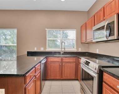 7100 Sunset Way - Photo Thumbnail 11