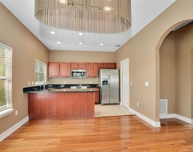 7100 Sunset Way - Photo Thumbnail 15