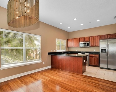 7100 Sunset Way - Photo Thumbnail 14