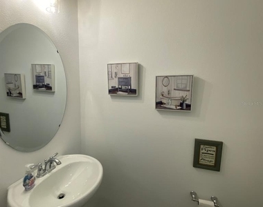 1546 Discovery Street - Photo Thumbnail 9