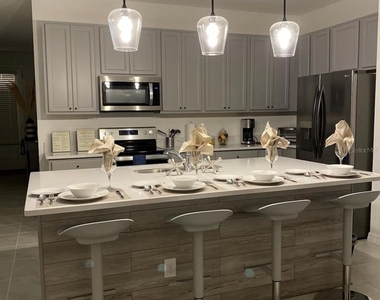 1546 Discovery Street - Photo Thumbnail 1