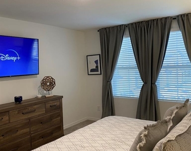 1546 Discovery Street - Photo Thumbnail 22