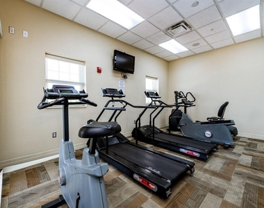 5300 S Atlantic Avenue - Photo Thumbnail 2