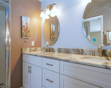 5241 Mahogany Run Avenue - Photo Thumbnail 23